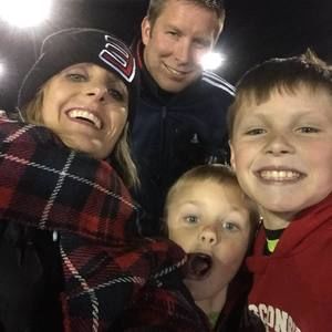 Meet your Posher, Tania